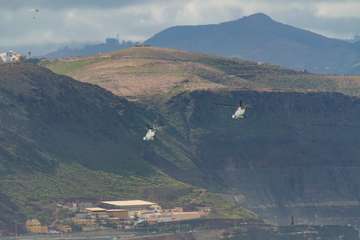 Cuatro países participan en ejercicios de desembarco frente a Las Canteras (Foto Antonio Rico)